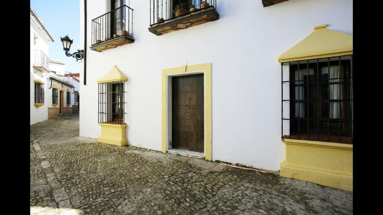 Apartamento con Parking centro historico Ronda Exterior foto
