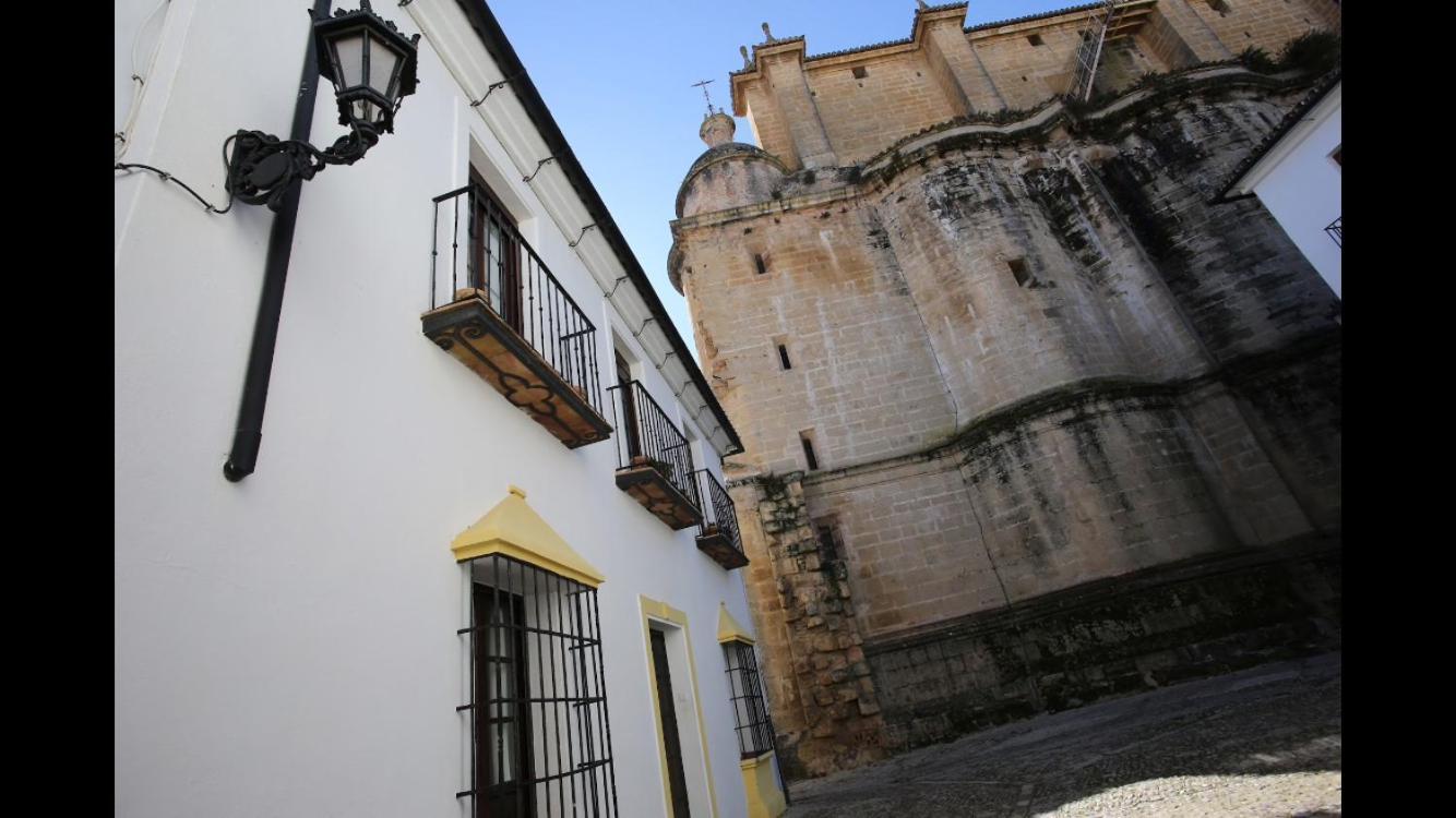 Apartamento con Parking centro historico Ronda Exterior foto